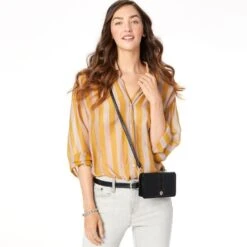 Interlok Large Wallet -Fashion Accessories interlok large wallet black 4 2786fecc 39bf 4826 a12a 24ed872c2e0b