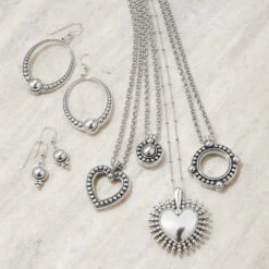 Pretty Tough Heart Necklace -Fashion Accessories pretty tough heart necklace silver 2 7cd77418 0034 4a9a b37c 3b0337cf5d32